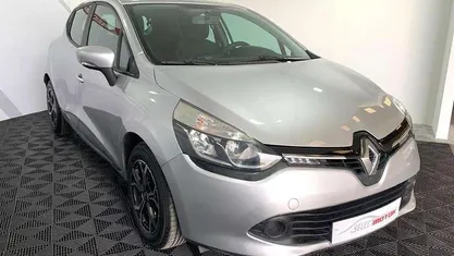 Usado 2015 Renault Clio IV | € 7.900 (Preço justo)