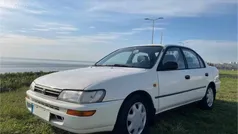 Branco Usado 1993 Toyota Corolla Citadino | € 2.100