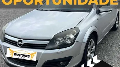 Usado Opel Astra 100 HP (73 kW) 2007 Cinzento