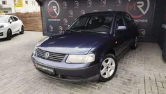 Azul Usado 1998 VW Passat Sedan | € 2.900