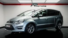 Cinzento Usado 2010 Ford S-MAX S Monovolume | € 11.000 (Preço justo)