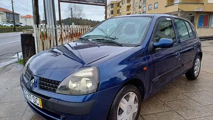 Usado 2001 Renault Clio II | € 2.399 (Preço justo)