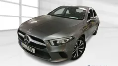 Cinza Usado 2021 Mercedes A250 Style Sedan | € 27.100 (Preço justo)