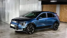 Azul Usado 2024 Kia e-Niro SUV | € 32.000 (Preço justo)