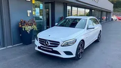 Usado 2020 Mercedes C300e Avantgarde Sedan | € 25.500 (Preço justo)
