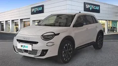 Branco Usado 2024 Fiat 600 La Prima SUV | € 29.500 (Preço justo)