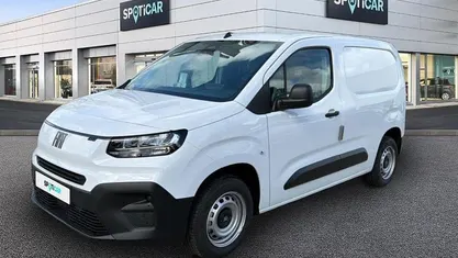 Usado Fiat Doblò 100 HP (73 kW) 2025 Monovolume