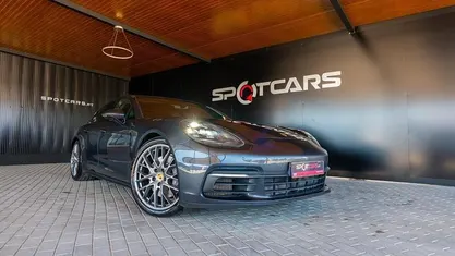 Antracite Usado 2018 Porsche Panamera Sport Turismo Sedan | € 66.500 (Bom preço)