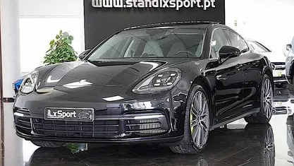 Preto Usado 2020 Porsche Panamera Sedan | € 87.990 (Preço justo)