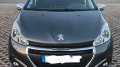 Usado 2017 Peugeot 208 Citadino | € 7.900 (Bom preço)