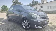 Cinzento Usado 2012 Toyota Yaris Citadino | € 8.500 (Preço justo)