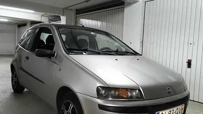 Usado Fiat Punto 80 HP (58 kW) 2000 Cinzento Citadino