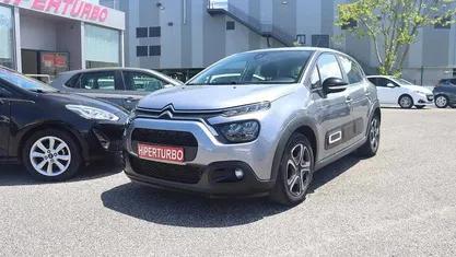 Usado 2022 Citroën C3 PureTech Citadino | € 13.900 (Preço justo)