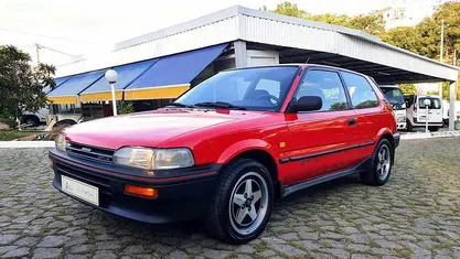 Usado Toyota Corolla 125 HP (91 kW) 1988