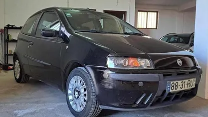 Preto Usado 2001 Fiat Punto Citadino | € 1.250 (Preço justo)