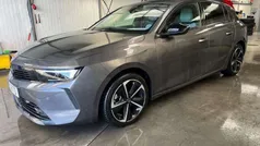 Usado 2022 Opel Astra Elegance | € 23.900 (Preço justo)