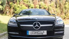 Preto Usado 2011 Mercedes SLK250 Cabrios | € 23.800