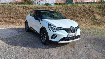 Usado Renault Captur Techno 90 HP (66 kW) 2024 SUV