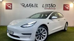 Branco Usado 2021 Tesla Model 3 Sedan | € 29.450 (Preço justo)