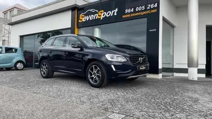 Azul Usado 2016 Volvo XC60 SUV | € 23.750 (Preço justo)
