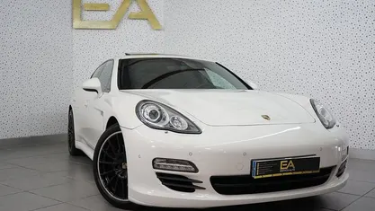 Branco Usado 2012 Porsche Panamera Sedan | € 34.980 (Preço justo)