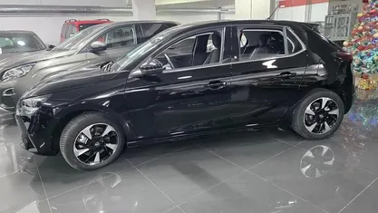 Usado 2022 Opel Corsa-e Edition Citadino | € 17.990 (Preço justo)