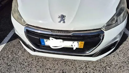 Usado 2015 Peugeot 208 Citadino | € 7.500 (Bom preço)