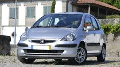 Cinzento Usado 2002 Honda Jazz Citadino | € 2.750 (Preço justo)