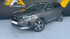 Cinza Usado 2022 Peugeot 3008 Allure SUV | € 24.500 (Preço justo)
