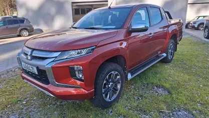 Usado Mitsubishi L200 150 HP (110 kW) 2020 Outra Pickup