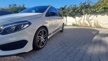 Branco Usado 2016 Mercedes 200 Citadino | € 19.000 (Preço justo)