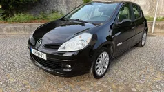 Preto Usado 2009 Renault Clio II | € 5.900 (Preço justo)