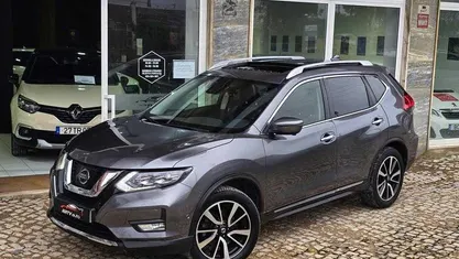 Cinza Usado 2018 Nissan X-Trail Tekna SUV | € 20.950 (Preço justo)