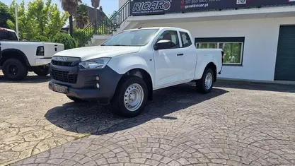 Branco Usado 2023 Isuzu D-Max | € 27.500 (Bom preço)