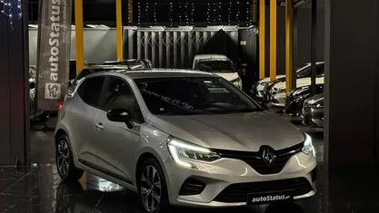 Usado Renault Clio V Evolution 100 HP (73 kW) 2023 Cinza