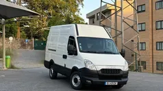 Branco Usado 2014 Iveco Daily Sedan | € 12.500 (Preço justo)