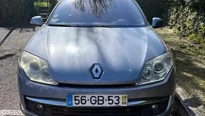 Usado Renault Laguna Coupé 150 HP (110 kW) 2008 Cinzento Coupé