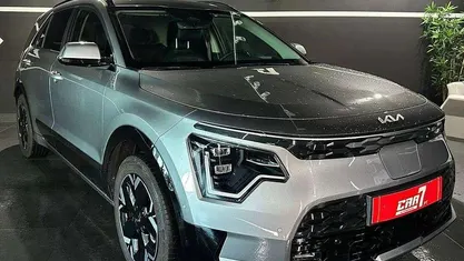 Usado Kia e-Niro 150 kW (204 HP) 2024 SUV