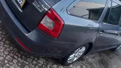Cinzento Usado 2009 Skoda Octavia Citadino | € 5.290 (Preço justo)