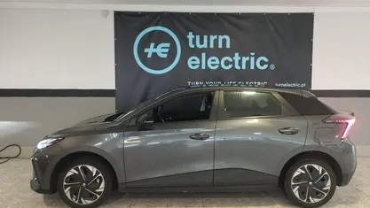 Usado 2024 MG MG4 EV Citadino | € 21.500 (Bom preço)