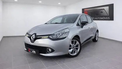 Usado 2015 Renault Clio IV | € 6.750 (Preço justo)