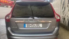 Cinzento Usado 2017 Volvo XC60 SUV | € 22.500 (Bom preço)