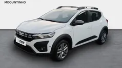 Branco Usado 2023 Dacia Sandero Expression Citadino | € 17.500 (Preço justo)