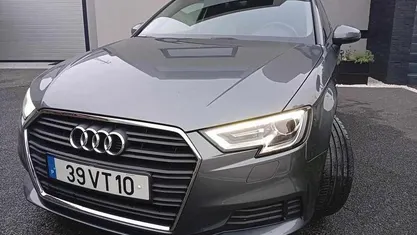 Usado 2018 Audi A3 Premium Citadino | € 17.990 (Bom preço)