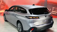 Cinza Usado 2022 Peugeot 308 Access Carrinha | € 17.490 (Preço justo)