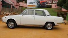 Branco Usado 1980 Alfa Romeo 2000 | € 22.500