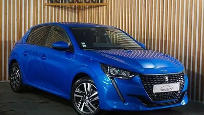 Usado 2022 Peugeot 208 Allure Citadino | € 15.990 (Preço justo)