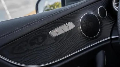 Cinzento Usado 2018 Mercedes E220 AMG line Coupé | € 29.890 (Super Preço)