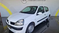 Branco Usado 2004 Renault Clio II | € 2.500 (Bom preço)