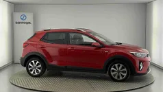 Vermelho Usado 2024 Kia Stonic SUV | € 17.990 (Preço justo)